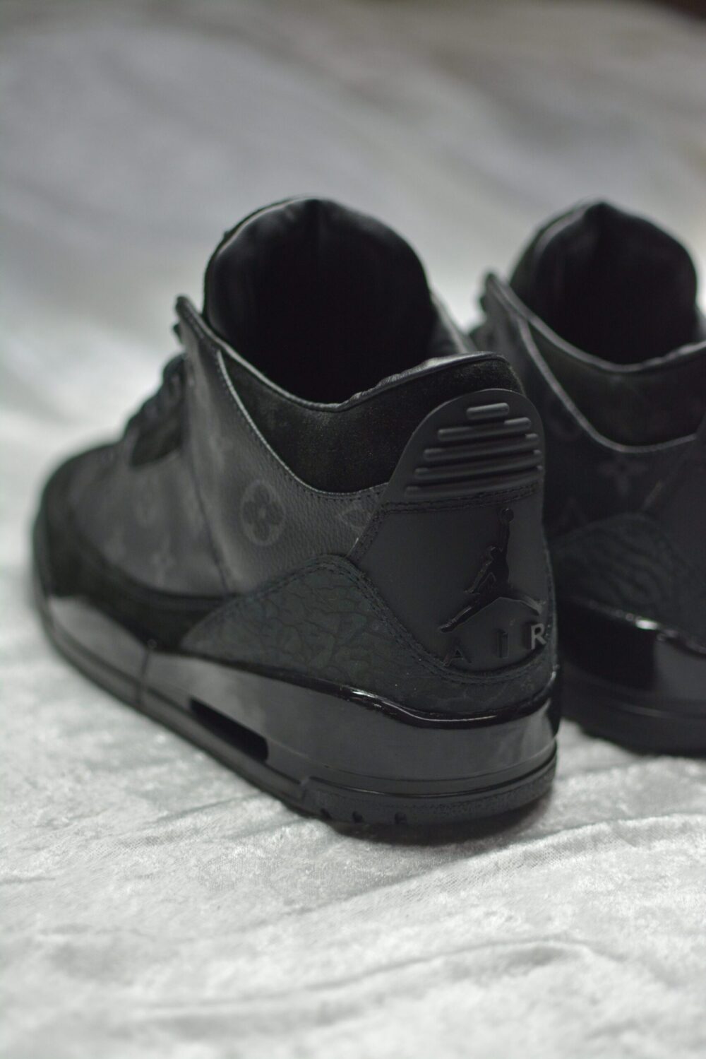 BLACK CAT 3S - Image 4
