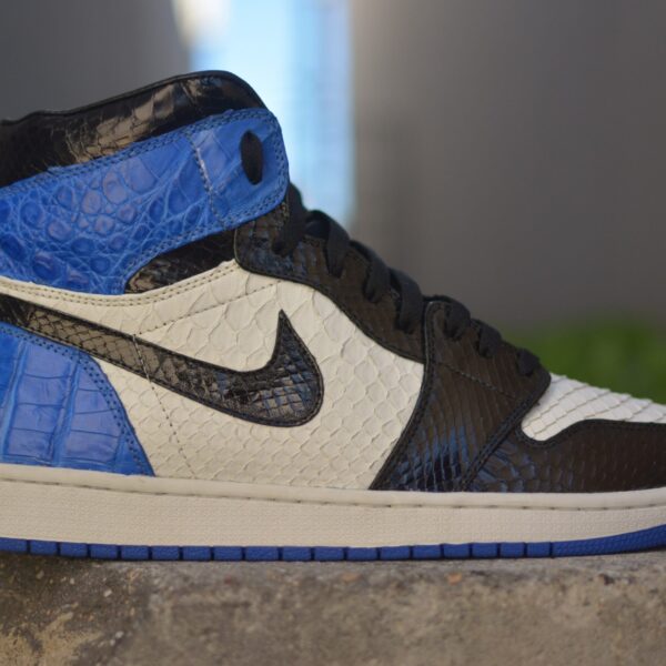JORDAN 1 GATOR FRAG