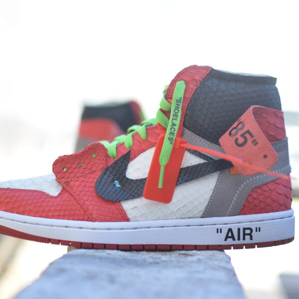 JORDAN 1 CHICAGO OFF-WHITE