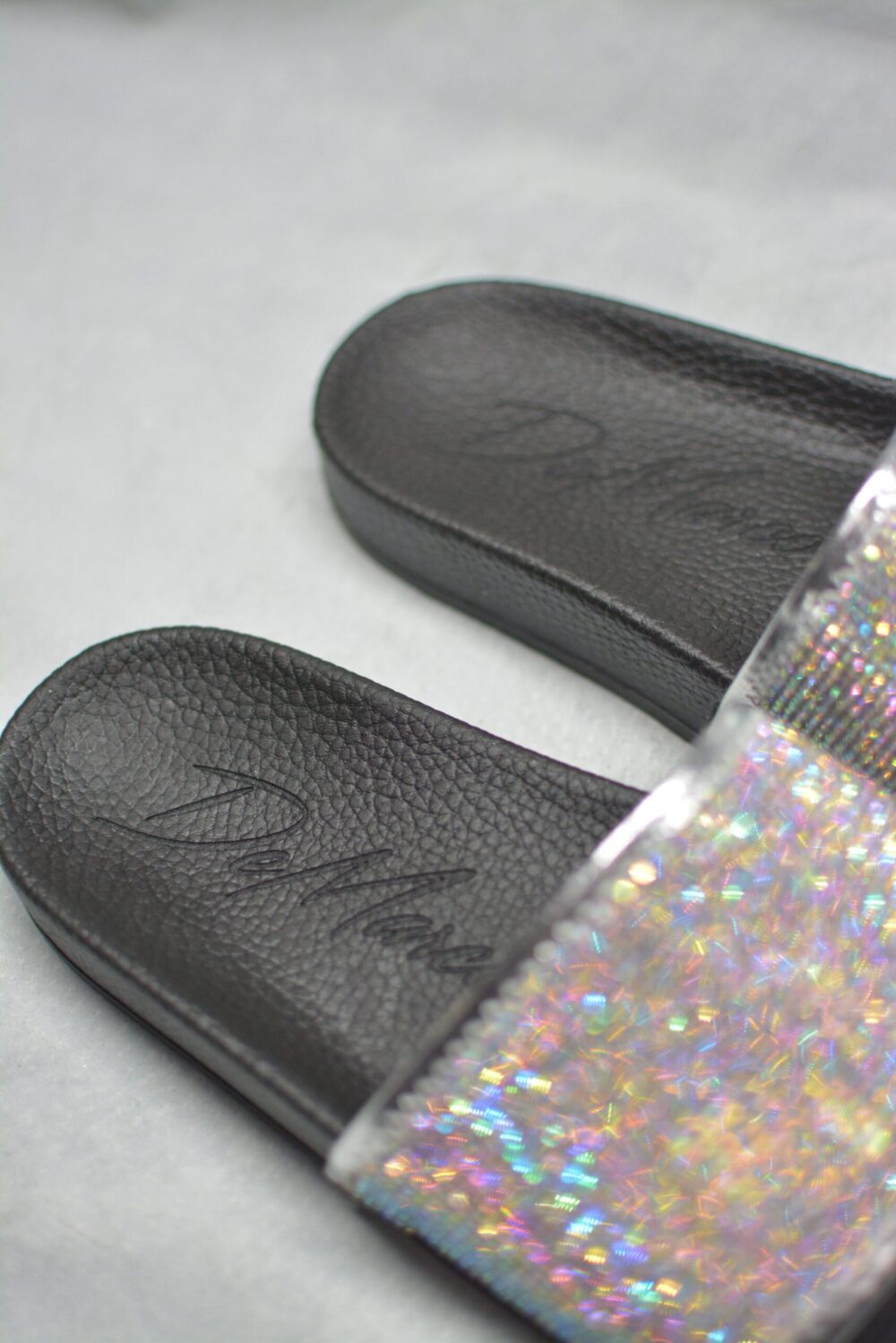 WHITE CRISTAL SLIDES - Image 3