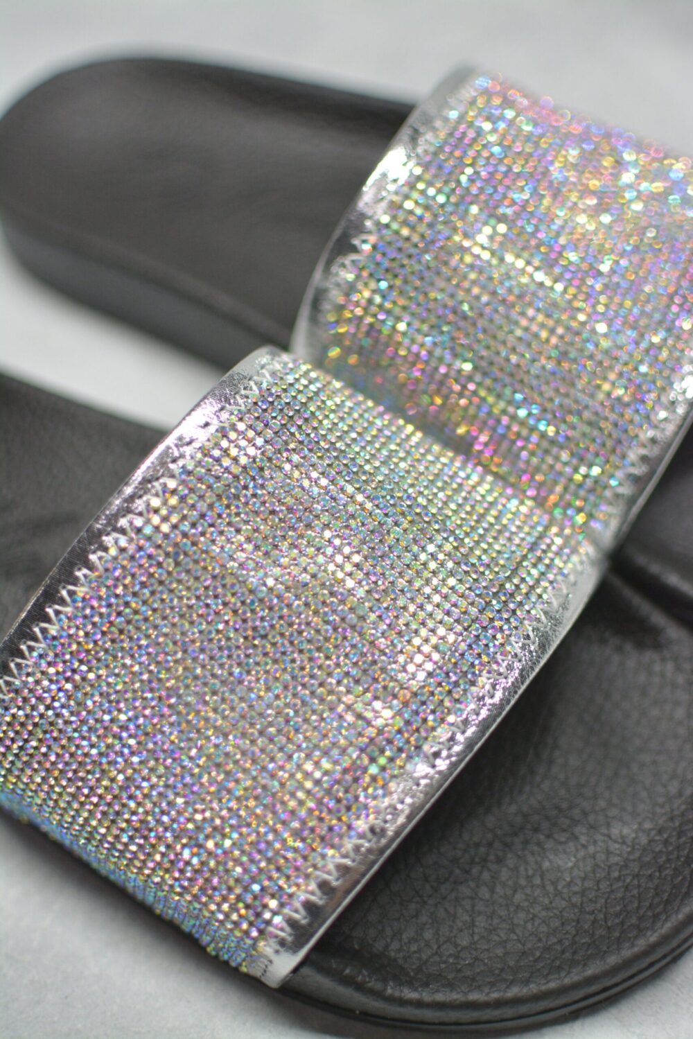 WHITE CRISTAL SLIDES - Image 2