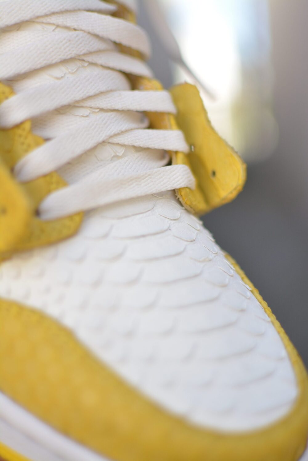 NIKE CANARY YELLOW - Image 2