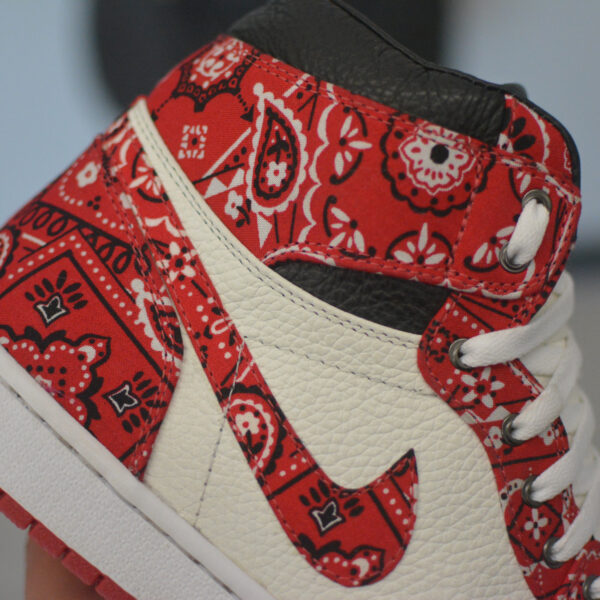 JORDAN 1 RED BANDANA