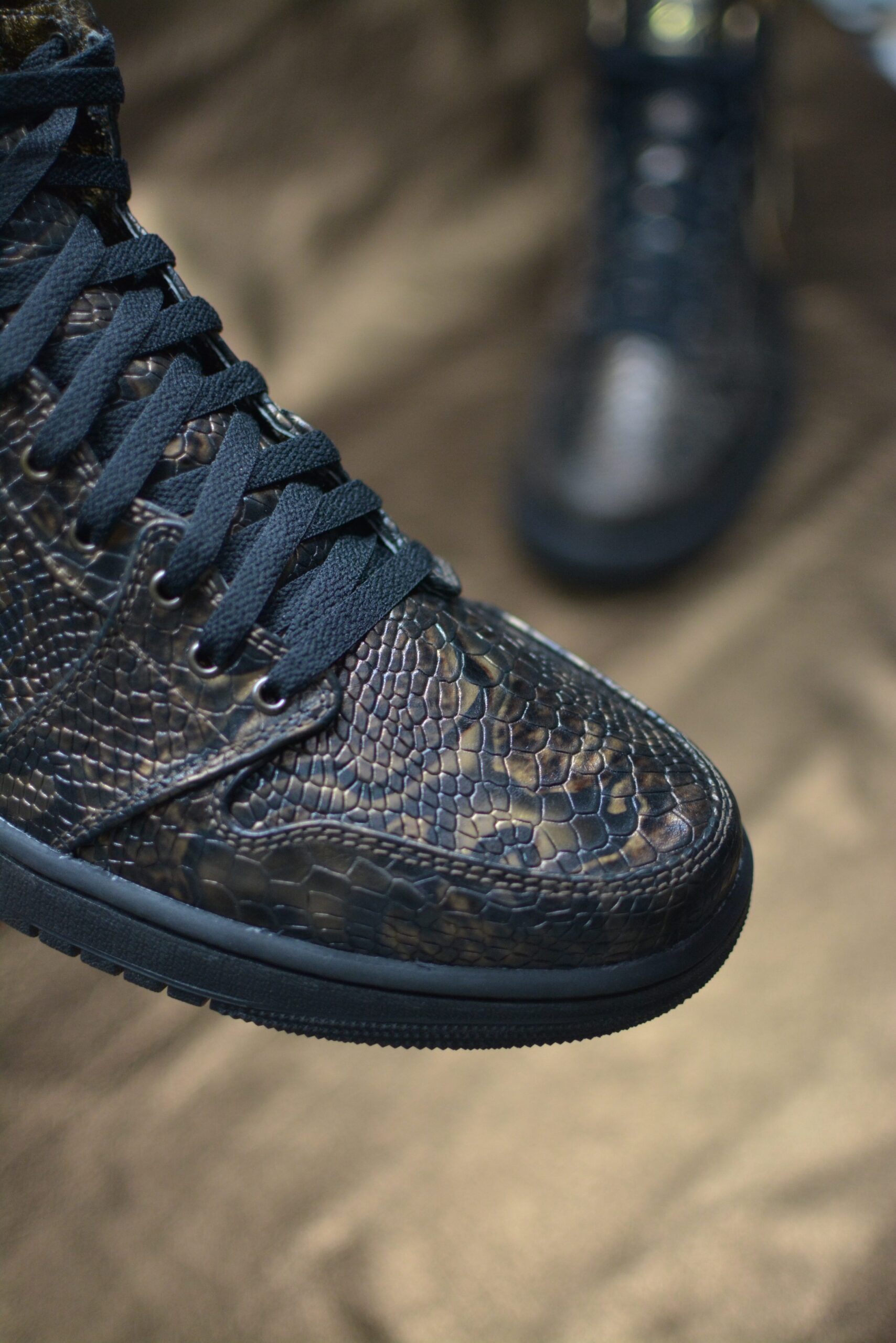 JORDAN 1 BRONZE SNAKE - Image 2