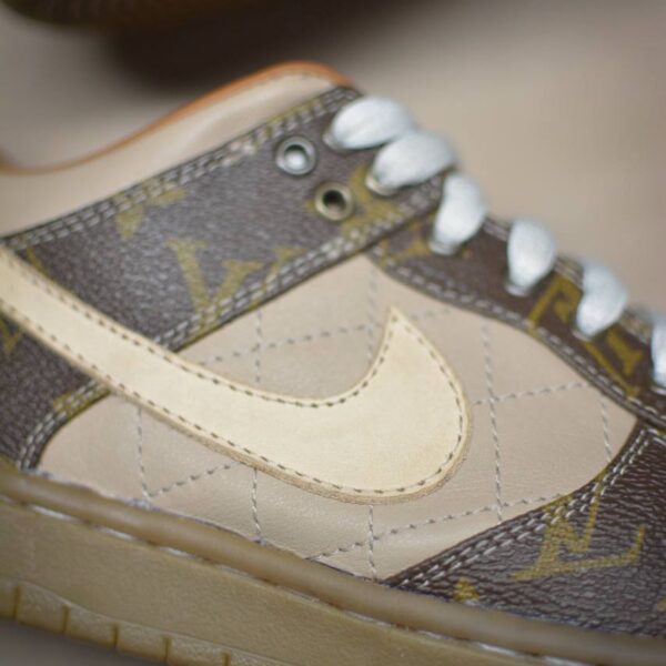 NIKE DUNK SB BROWN ICONIC LV