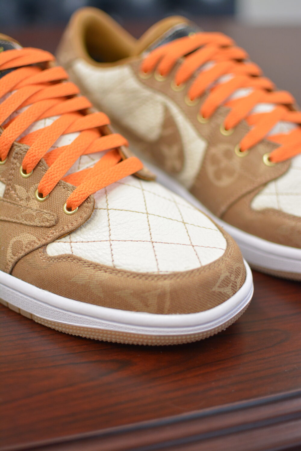 Jordan 1 Travis Desert LV - Image 6