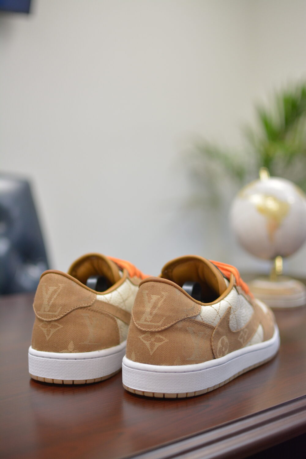 Jordan 1 Travis Desert LV - Image 8