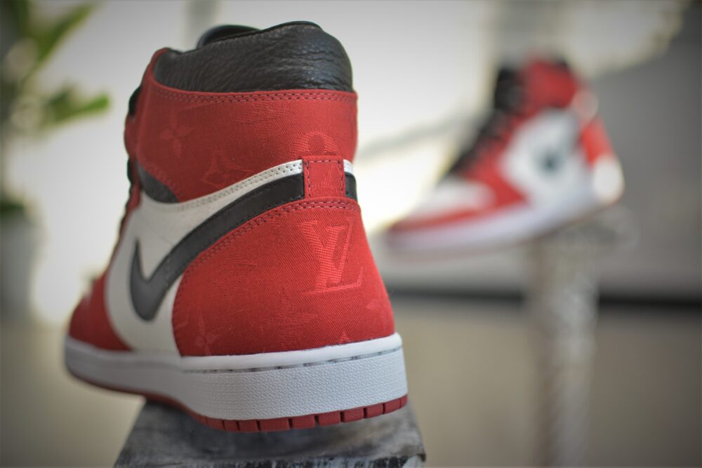 Jordan 1 Chicago LV High - Image 4