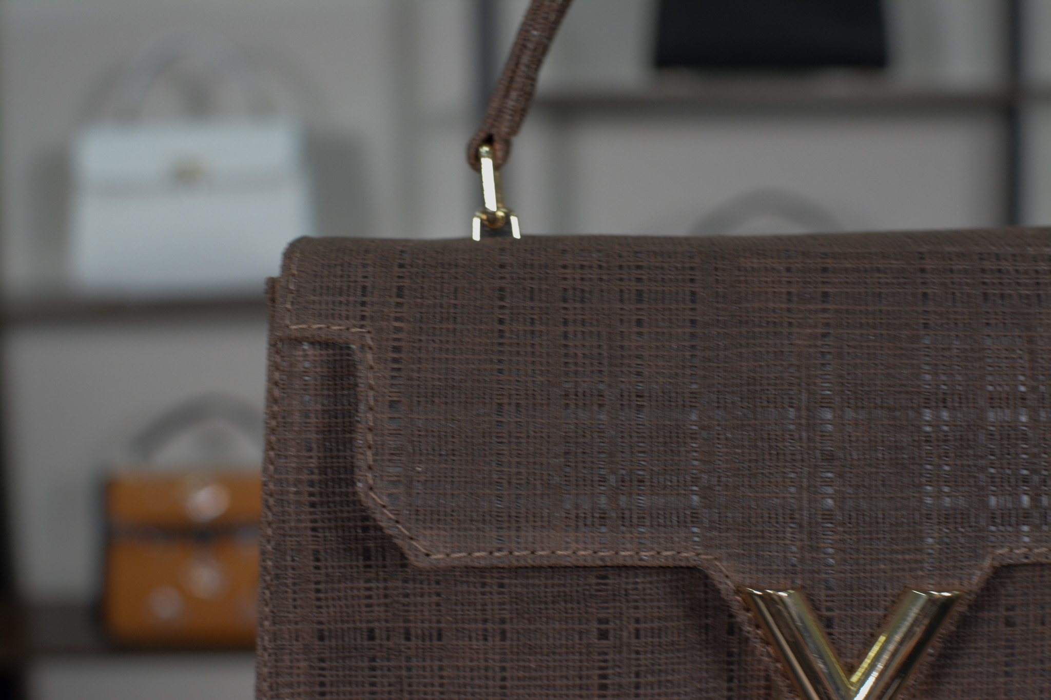 The Lys Brown - Image 3