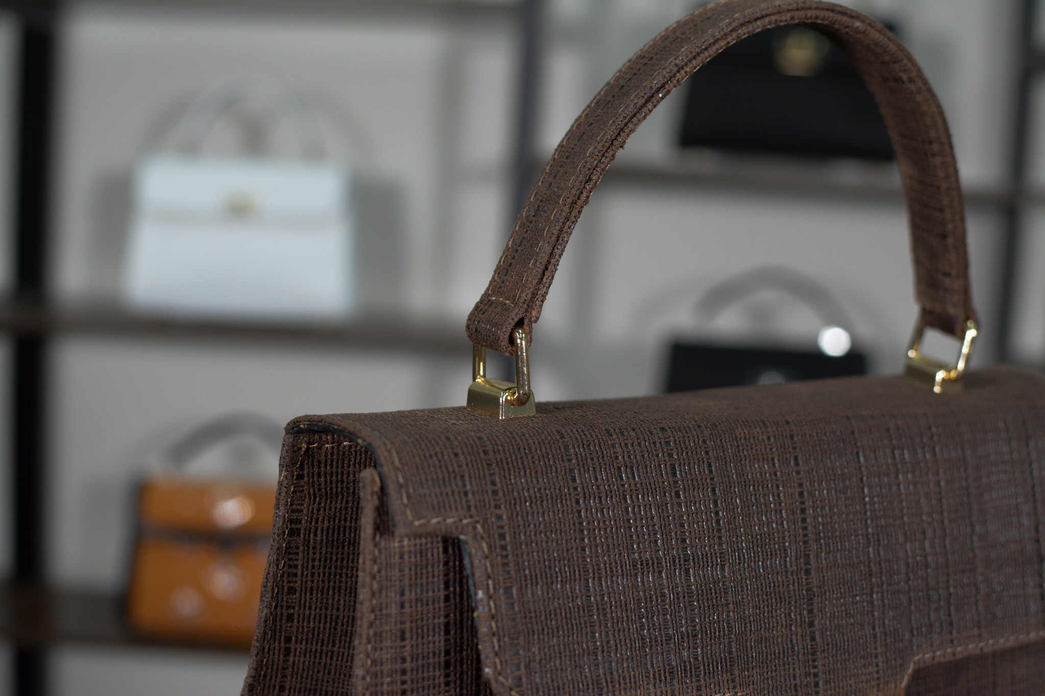 The Lys Brown - Image 4