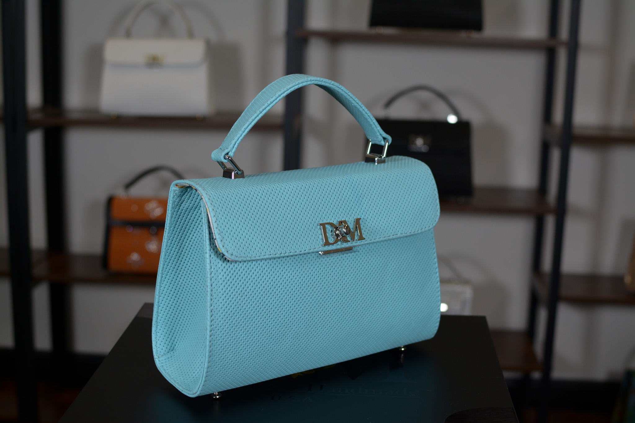 The Flue Sky Blue - Image 5