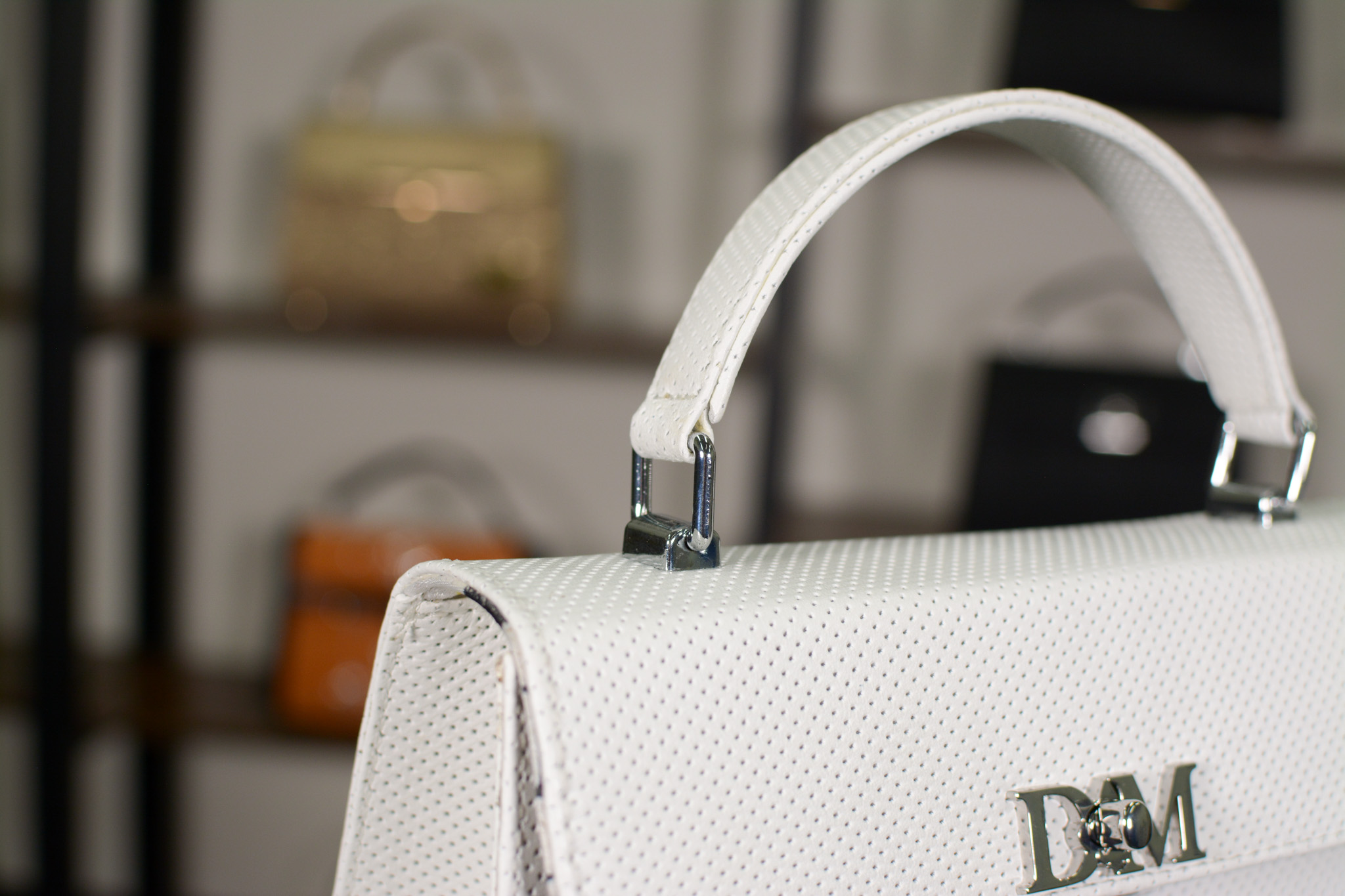 The Fleur White Silver - Image 4