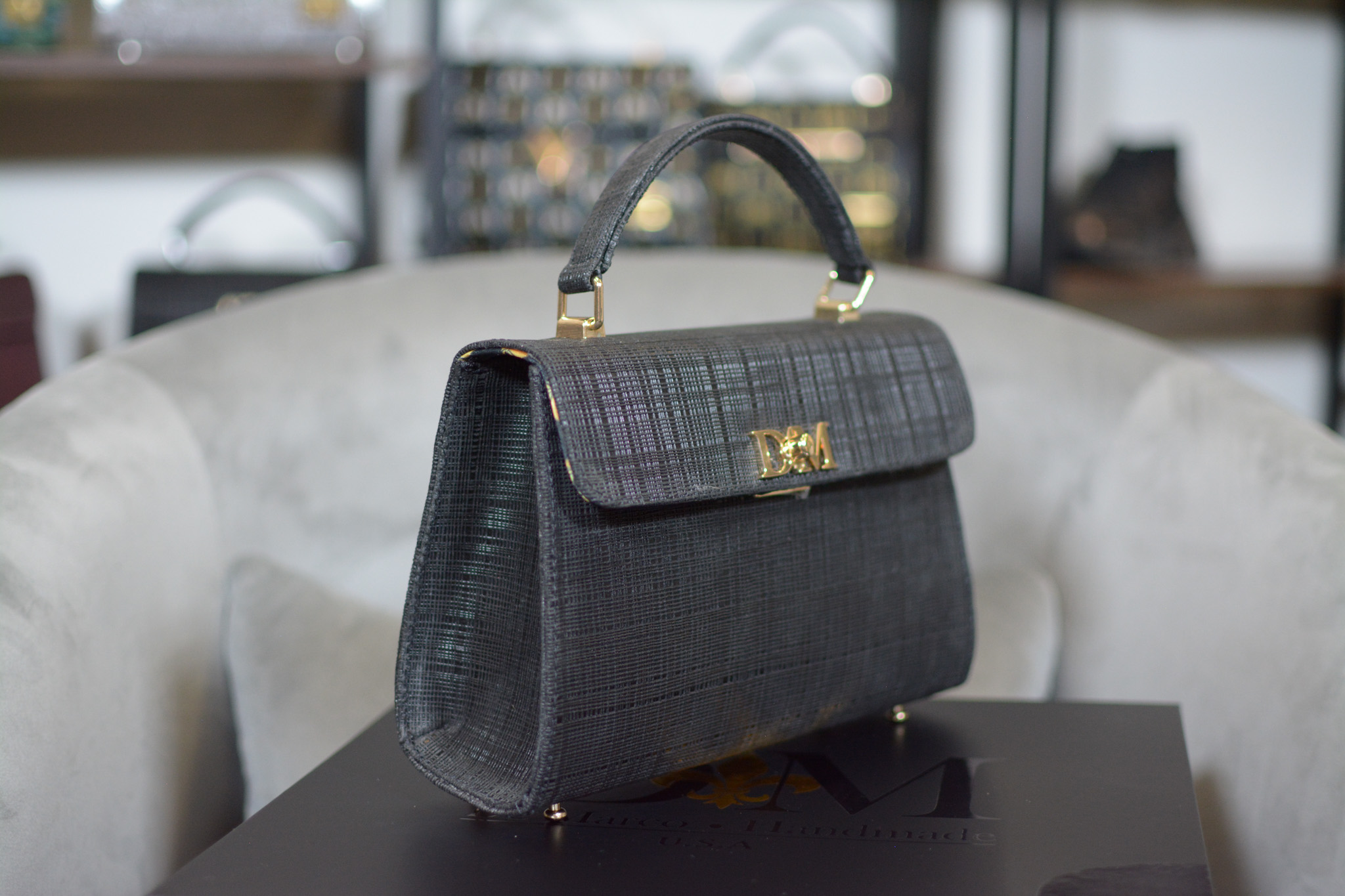 The Fleur Black & Gold - Image 4