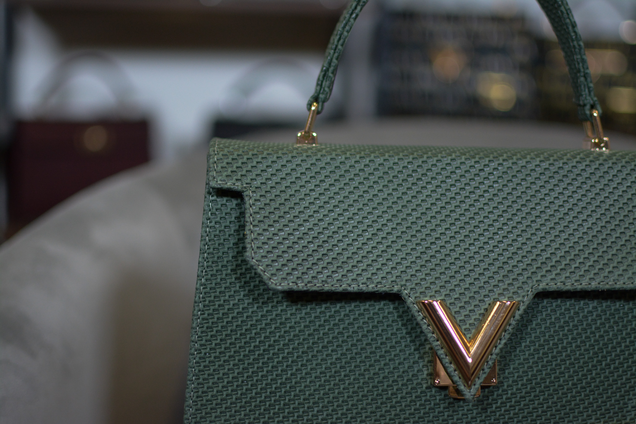 The Lys Olive Green - Image 2