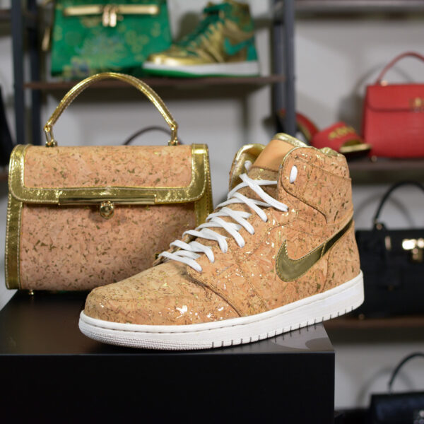 The Golden Cork Royale Set